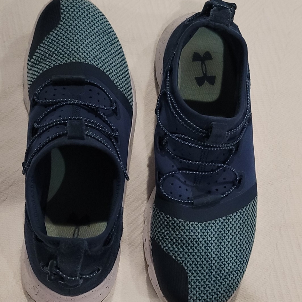 UA Women's Tennis Shoes
